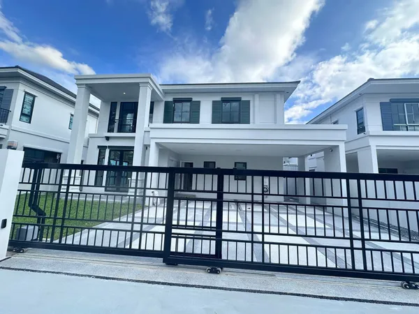 ขายด่วน! บ้านเดี่ยวหรู หมู่บ้าน เศรษฐสิริ วัชรพล–เทพรักษ์ บ้านสวยตกแต่งครบทั้งภายในและภายนอก พร้อมเข้าอยู่