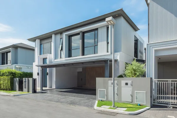 บ้านเดี่ยวพูลวิลล่าหรูระดับ Ultra-Luxury! BELGRAVIA Poolvilla บางนา-พระราม 9 บิวท์อินสวยจัดเต็ม พร้อมสังคมส่วนตัวขั้นสุดเพียง 65 ครอบครัว สภาพใหม่พร้อมอยู่