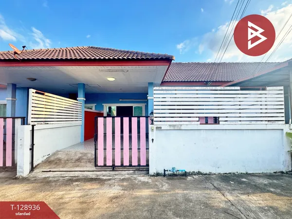 ขายบ้านแฝด เนื้อที่ 28 ตารางวา ตะเคียนเตี้ย-โรงโป๊ะ ชลบุรี