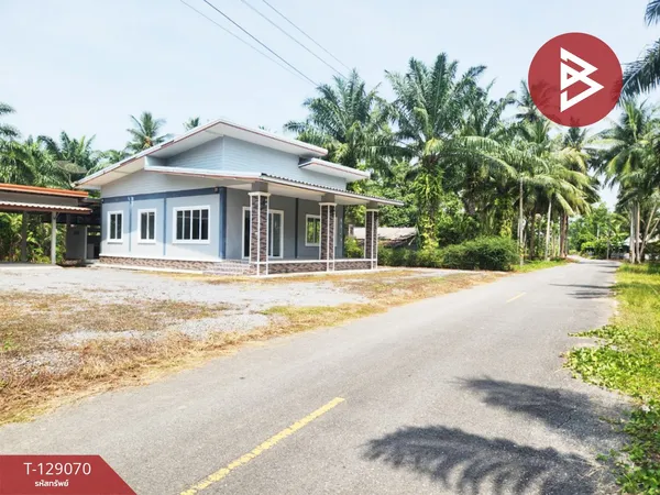ขายบ้านเดี่ยวพร้อมที่ดินสวนปาล์ม เนื้อที่ 3 ไร่ 69.2 ตารางวา ต.ปากพูน นครศรีธรรมราช