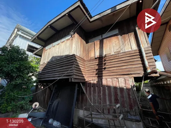 ขายบ้านเดี่ยวไม้ 2 ชั้น เนื้อที่ 48.4 ตารางวา ต.ในเมือง จ.บุรีรัมย์