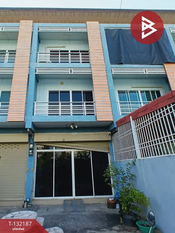 ขายอาคารพาณิชย์ 3 ชั้น เนื้อที่ 19.7 ตารางวา ธัญบุรี ปทุมธานี ทำเลดีแหล่งชุมชน