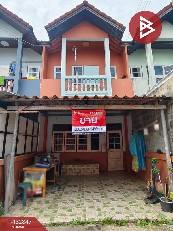 ขายทาวน์เฮ้าส์ 2 ชั้น เนื้อที่ 14 ตร.วา สามพราน นครปฐม