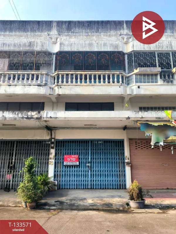 ขายอาคารพาณิชย์ 3 ชั้น เนื้อที่ 20 ตร.วา บ่อพลับ นครปฐม