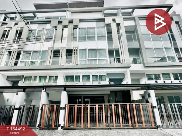 ขายทาวน์โฮมหรู หมู่บ้านสเปซ ลาดพร้าว-เหม่งจ๋าย (Space Ladprao-Mengjai) กรุงเทพฯ ใกล้เลียบด่วนรัชดา