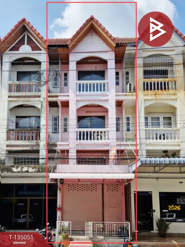 ขายอาคารพาณิชย์ 3.5 ชั้น หมู่บ้านศิรินเทพ 9 ซอยราษฎร์พัฒนา 14 สะพานสูง กรุงเทพฯ