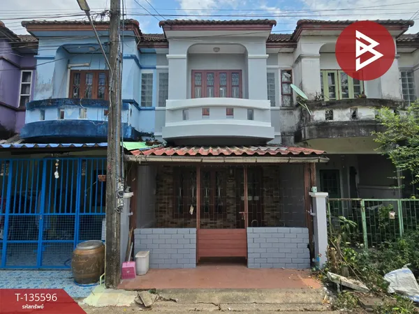 ขายทาวน์โฮม 2 ชั้น เนื้อที่ 17.2 ตารางวา หมู่บ้านพฤกษาจันทร์ พลับพลา จันทบุรี