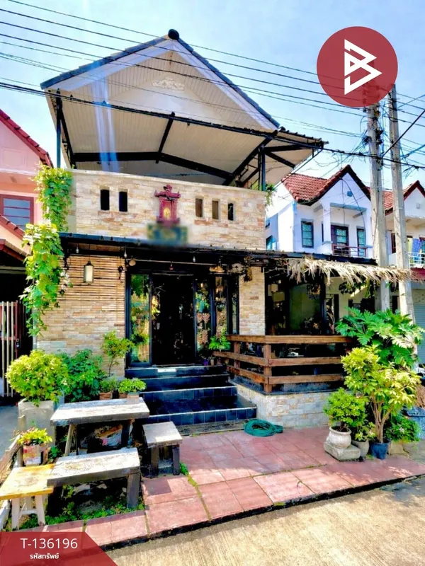 ขายทาวน์เฮ้าส์ หมู่บ้านลลิษา แพรกษา (Baan Larisa Phraeksa) สมุทรปราการ พร้อมเข้าอยู่