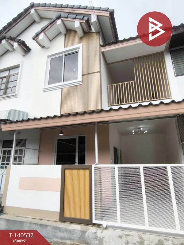 ขายทาวน์เฮ้าส์ เนื้อที่ 17 ตร.วา บ้านฉาง ระยอง