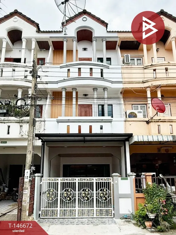 ขายทาวน์เฮ้าส์ 3 ชั้น เนื้อที่ 16 ตร.วา บางกรวย นนทบุรี